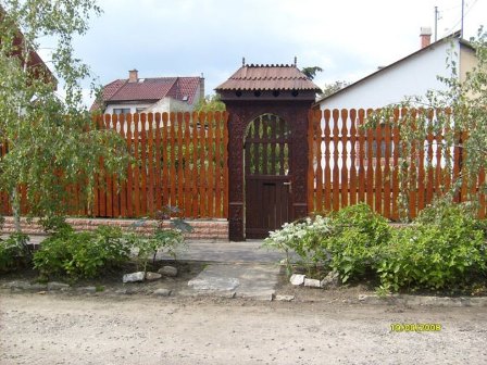 Kerítés készítés fából